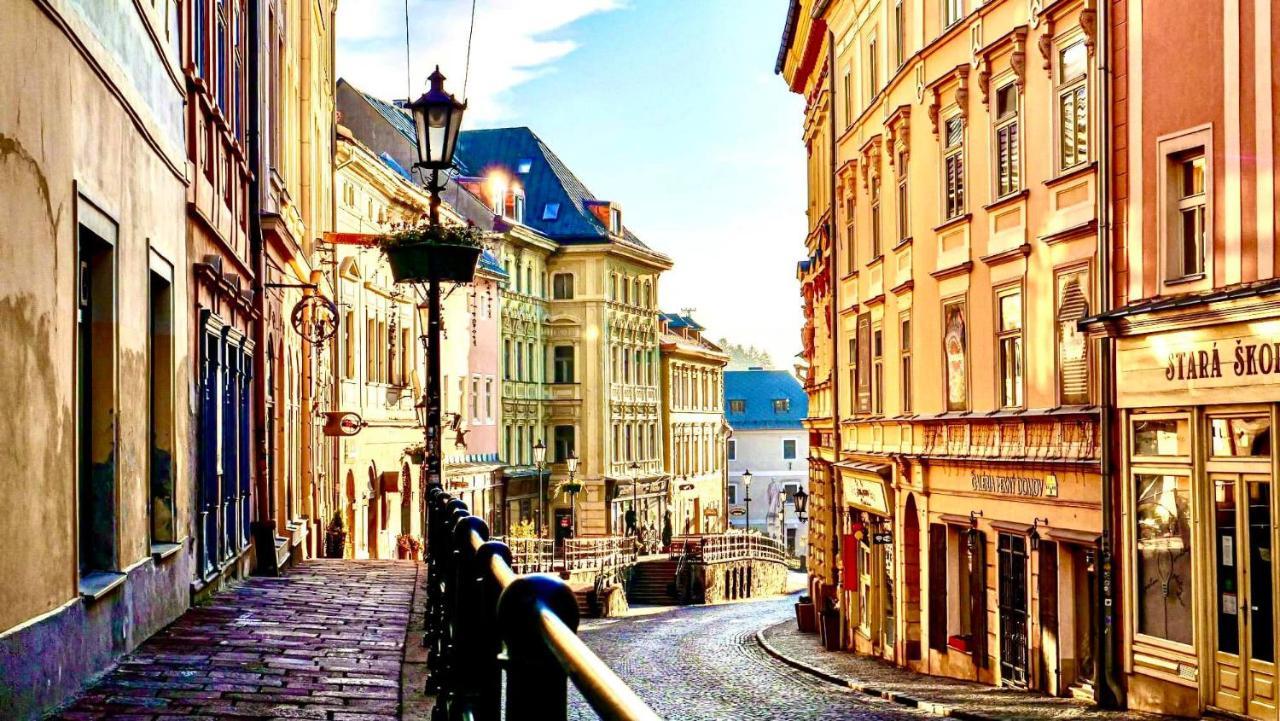 Hotel Ezathouse Devicie Krupina Esterno foto